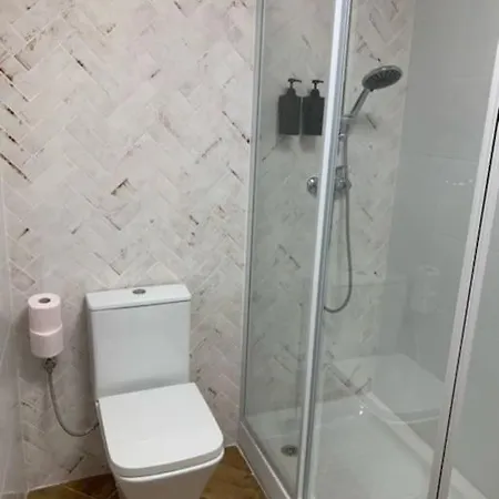 De Ao 1 Apartment *